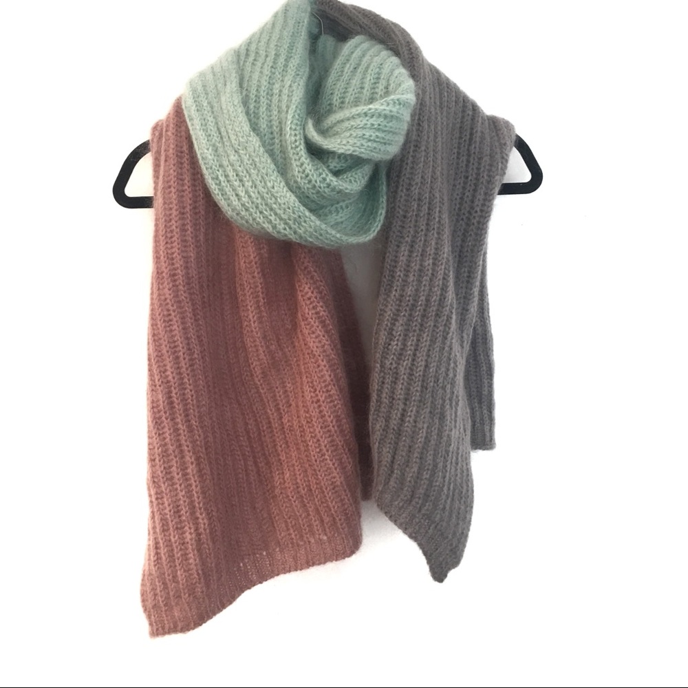 [TAK ORI] Mohair Wool BLend Pastel Wide Knit Scarf